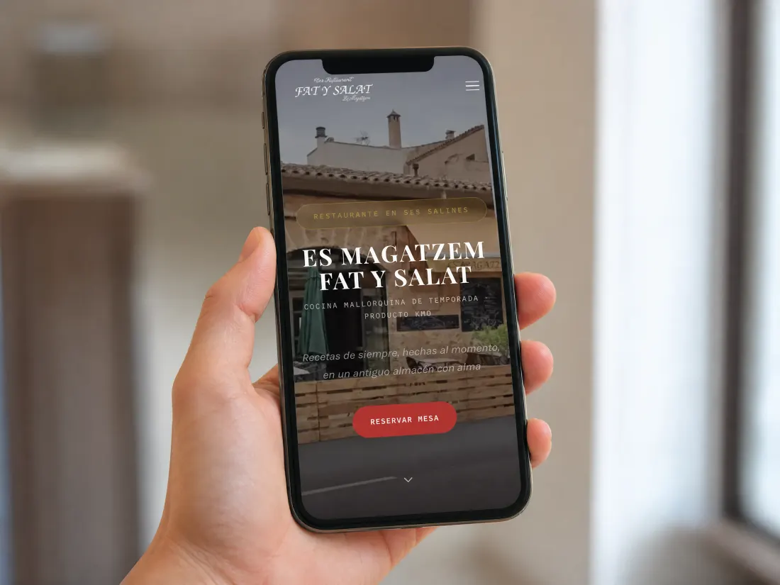 La web de Es Magatzem Fat y Salat en el móvil